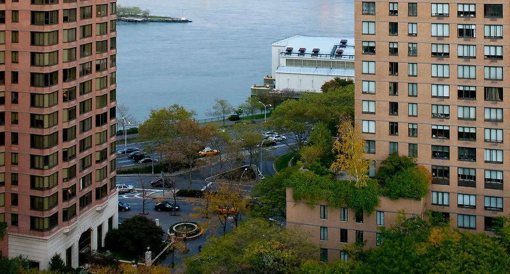 Courtyard New York Manhattan/Upper East Side 3*,